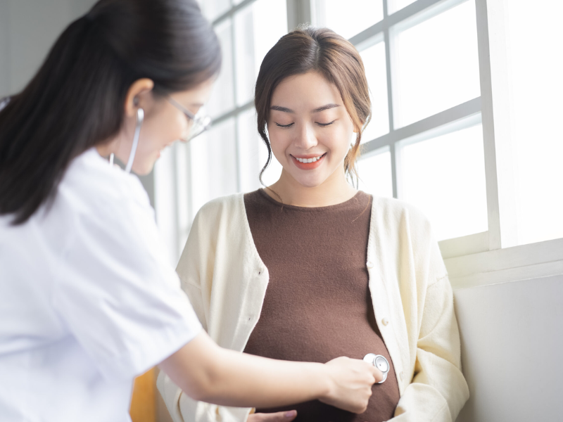 Việc chủ động chuẩn bị trước hồ sơ làm bảo hiểm thai sản giúp bạn rút ngắn thời gian làm thủ tục mua sản phẩm